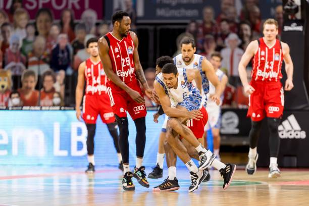 尤其在上半 尤其在上半