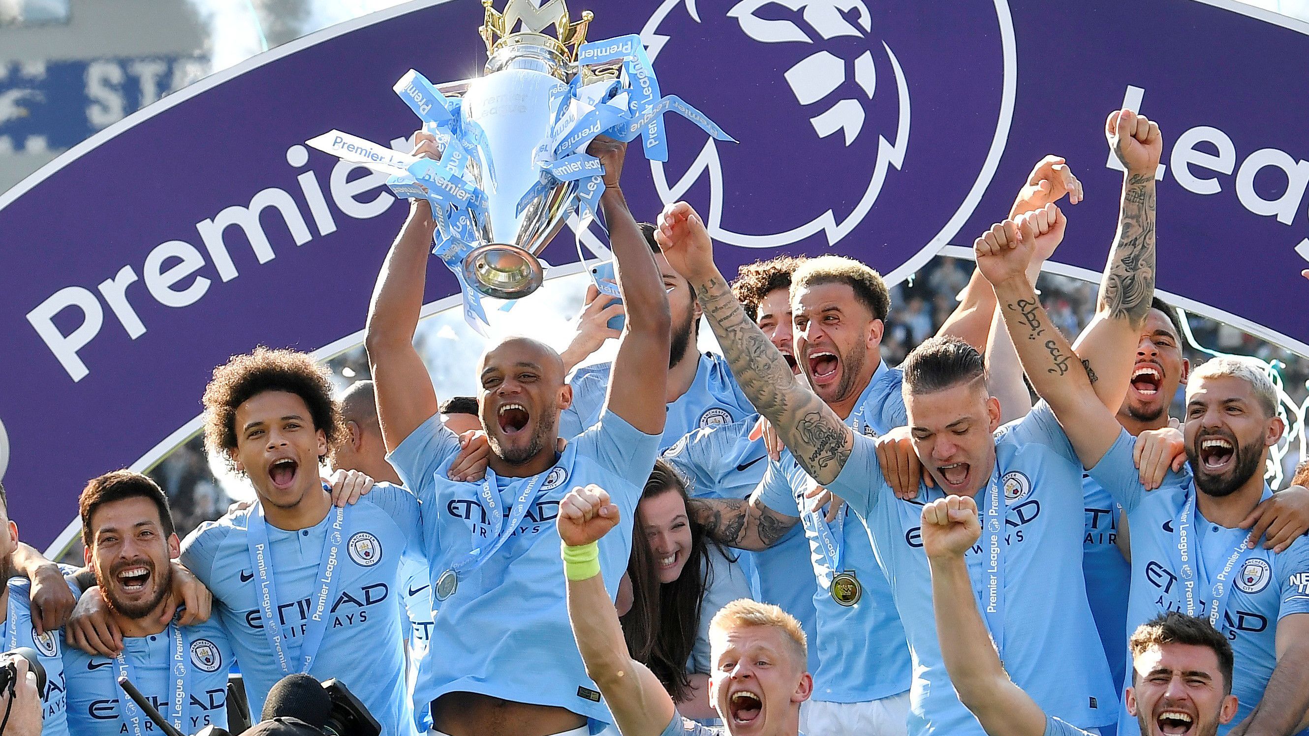 更换身份而 更换身份而