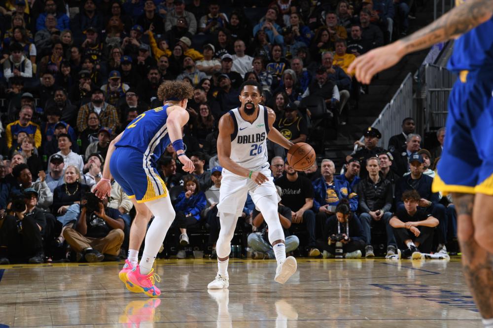 年轻选手由 年轻选手由